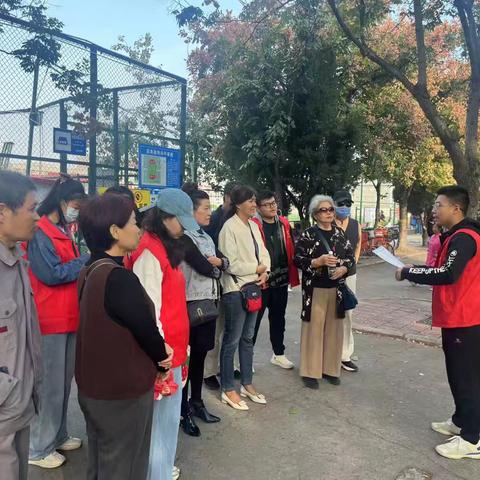 高晟社区开展我们的节日“迎重阳 扬新风”敬老爱老趣味集市活动