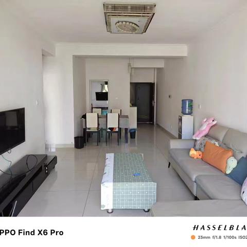 出租：雕像国际中间楼层，2室2厅1卫，全精装，家具家电齐全，空调2台，14800元/年66671