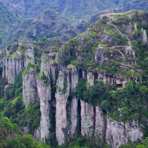 5月1号徒步天台“小张家界”-紫凝山千丈岩坑