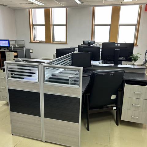 心情舒畅，干劲十足