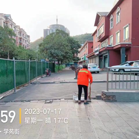 【恒益环卫】雨污分流工地周边环境保洁