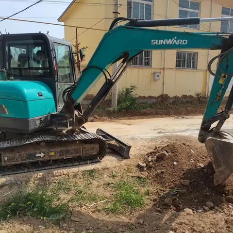 皇甫庄人居环境道路提升持续进行中