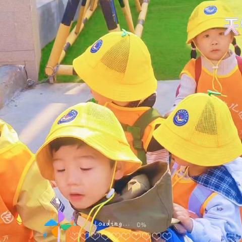 新华园幼儿园小班段 ﻿秋日遇“稻”一粒米探索游活动记