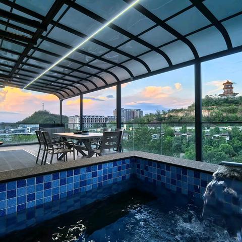 台山颐和温泉城｜星与3房6床3池温泉叠墅