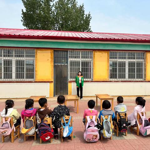 “劳动最光荣”——汤家河镇小黑坨幼儿园五一劳动节活动特辑