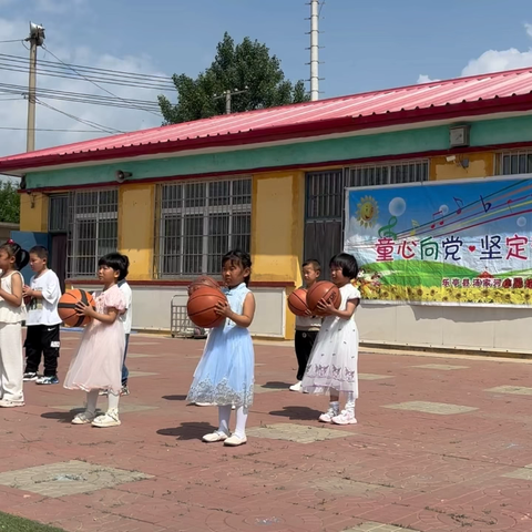 大手牵小手，一起过六一——汤家河镇小黑坨幼儿园六一活动特辑