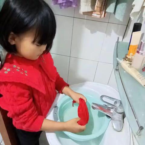 以劳促心，“悦”动成长——十里墩镇中心小学劳动实践活动