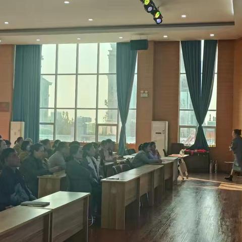 【全环境立德树人】智慧父母 习惯筑基——滨城区梁才街道办事处中心学校举办家庭教育公益宣讲