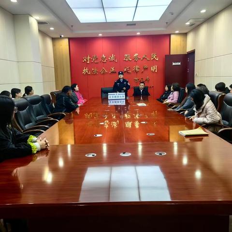 柳青街道团队一天两个活动，温暖孩子的心