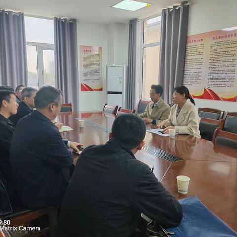 省水利厅节水处处长王国霞一行到我县调研农业合同节水工作