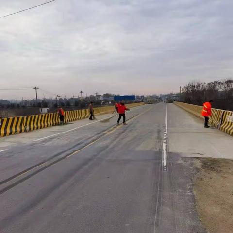 汪岗镇道路路域环境整治攻坚行动简报（1月9日）