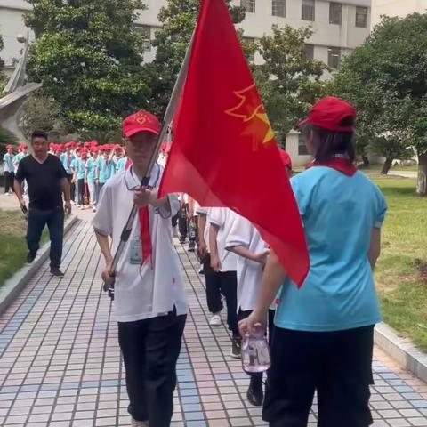 走进历史深处，接受文化熏陶——文峰中学709班多彩实践活动——参观市博物馆