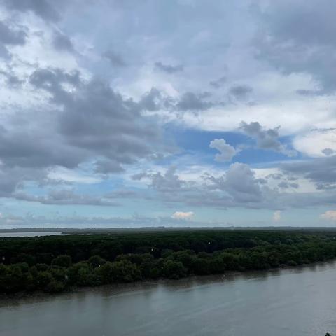 海口市综合执法局海洋和渔业行政执法支队开展无居民海岛巡查