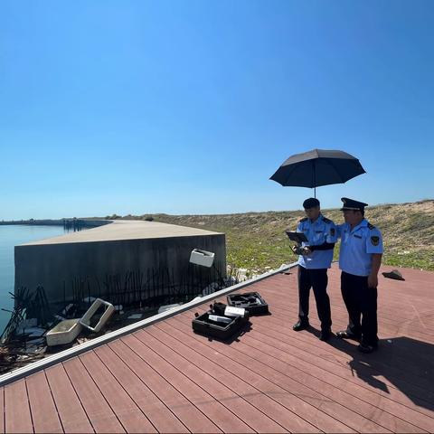 海口市综合行政执法局海洋和渔业行政执法支队开展如意岛海域岸线巡查