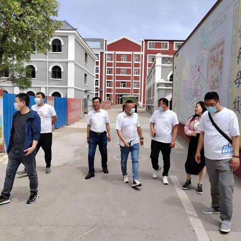 后勤服务中心组织我院食堂管理人员到宣化区二中学生餐厅参观学习