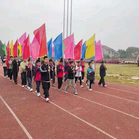 经典诵读展文化风采，运动比拼练体魄意志——聂家桥乡中学第30届秋季田径运动会暨经典诵读展演活动