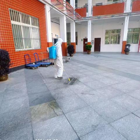 韩家墩小学·校园全面消杀