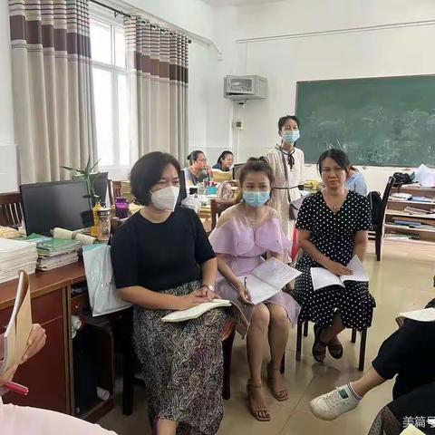 如何提高学生的阅读能力——东方市铁路小学四年级语文科组教研活动