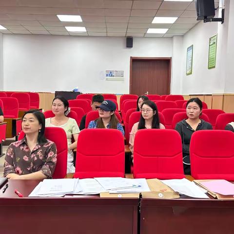 【青春的youngs 】深耕特色课程 共育个性成长——和平小学三小展开社团期中考核