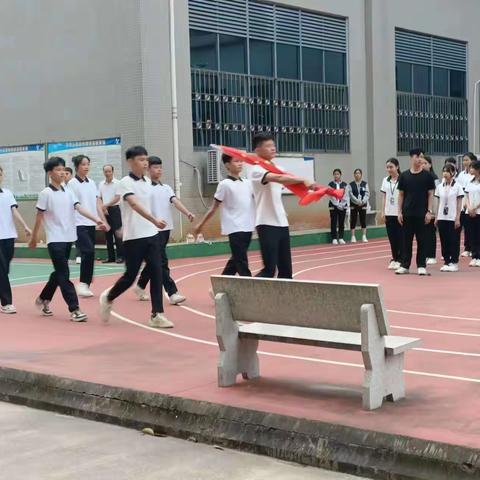 海口华健幼师职业学校——第七周早会