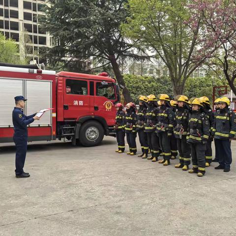 李思渊主任一行深入基层开展清明假日期间队伍管理督导检查工作