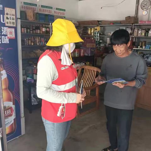 八所镇平岭村、报坡村、老官村、那等网格员入户开展爱路护路知识宣传