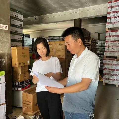 北大街道新村社区开展“信易贷”宣传活动