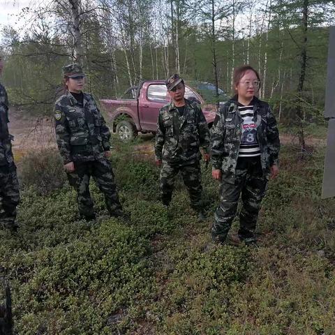 图强病防站检查与指导奋斗林场病防工作