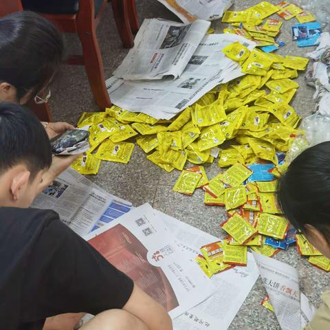 长龙社区新时代文明实践站开展春季投放鼠药除“四害”行动