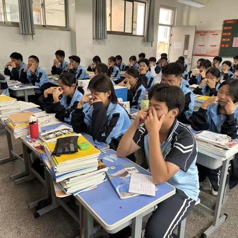 滕州二中新校第十一个全国近视防控宣传月活动