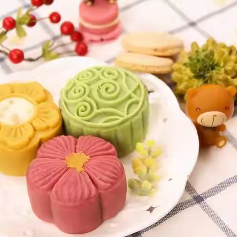 中国传统美食———蓓乐幼儿园小四班食育课《打月饼🥮》