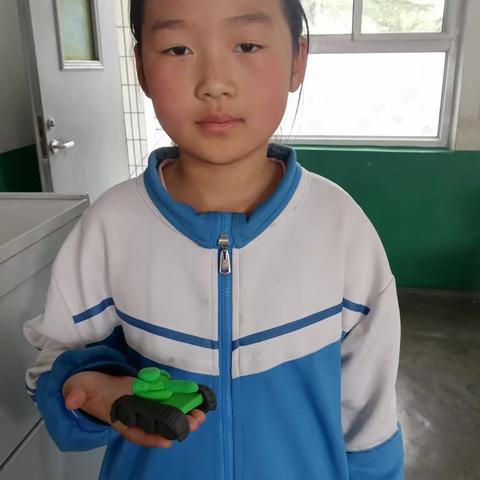手工捏捏乐，贺进镇翟家庄小学手工课纪实