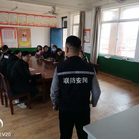 灾难无情，防火先行——高明小学教师消防安全培训活动