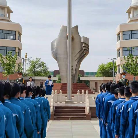 民法典进校园     少年学法“典”亮青春