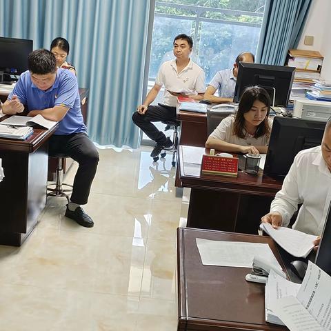 筑牢廉洁防线  时刻警钟长鸣——市检测中心开展廉政党课