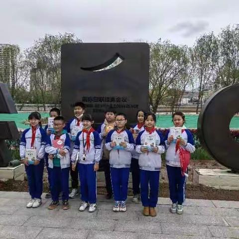 《快乐读书吧》柳林县第一小学读书之星王语彤（第一期）书香校园，快乐读书