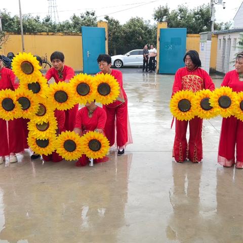 誓言铿锵映初心 多彩活动庆华诞