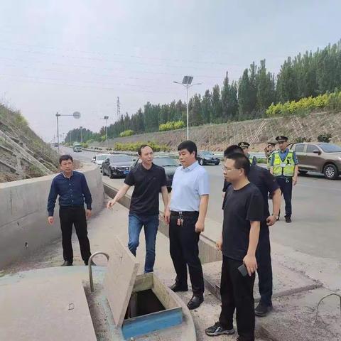 未雨绸缪抓防汛 筑牢防汛“安全坝”丨 四大队赴国省干线督导防汛安全隐患排查工作