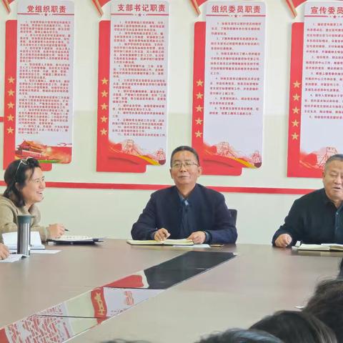 “以政治站位领航，以专业能力护航——班主任综合素养提升专题培训会”