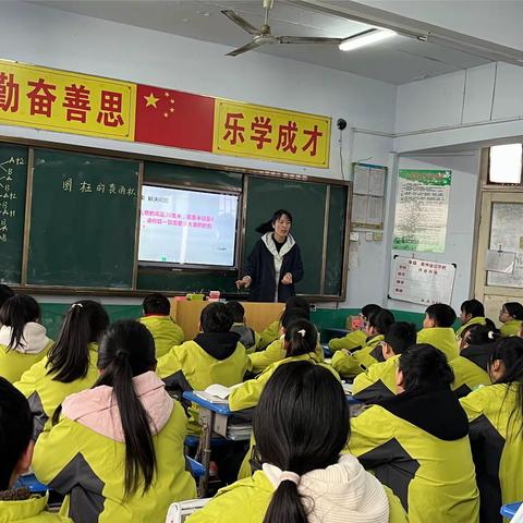 以赛交流、以赛促学、以赛带教——大周镇中心小学六年级赛课活动