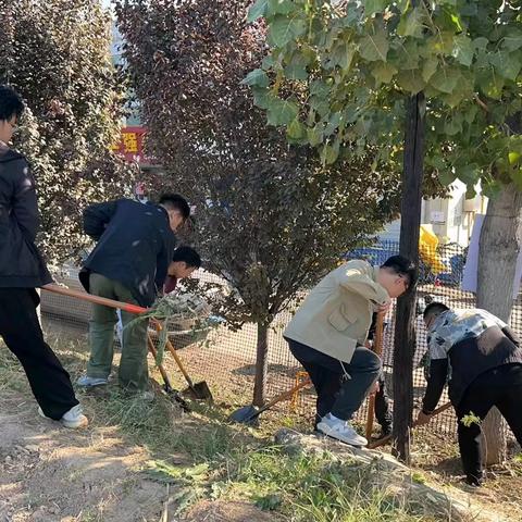 （10月15日）唐兴镇 ﻿西关社区人居环境整治 持续﻿发力……