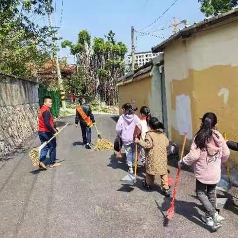 学习雷锋精神    ——福州市北园小学党员志愿者在行动