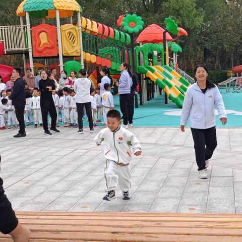 刘玉荣的简篇 滨州市实验幼儿园运动会