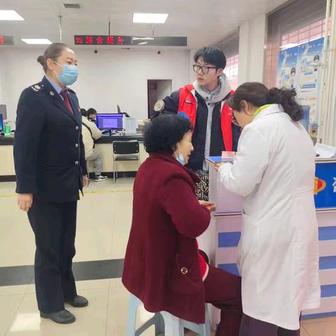 税务大厅突遇居民不适，社区大夫紧急施救显温情