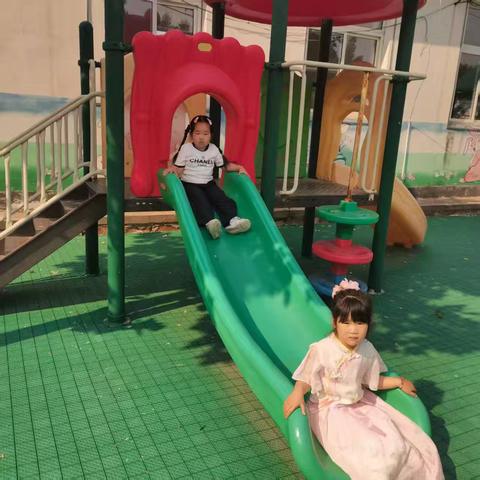 大李佃子小学幼儿园学前教育宣传月活动——学前有法，善育有规