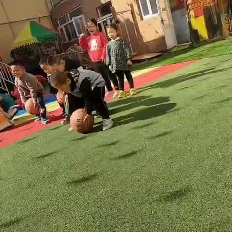 曙光幼儿园大班第八周快乐的结束啦