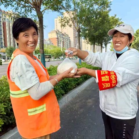 多措并举 奋战高温 筑牢夏日环卫防线