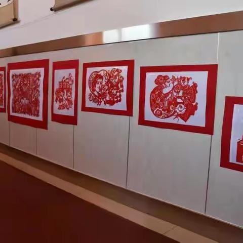 【柴河第一小学】“师生书画展风采    笔尖逐梦翰墨香”第十五届校园艺术节书画周活动侧记