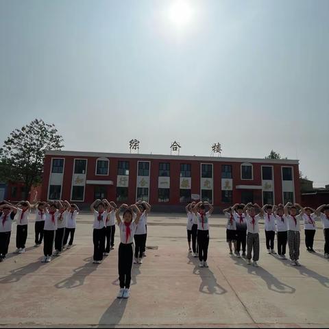 阎里小学队列队形暨广播体操比赛活动