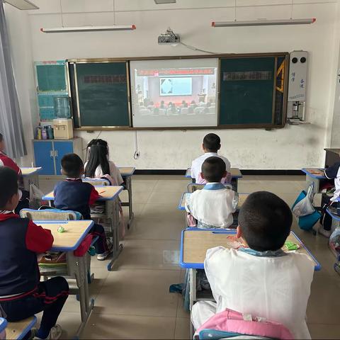 一年一端午，一岁一安康。“汉风古韵端午传情”方正县第一小学首届汉服文化节之二·四班活动剪影